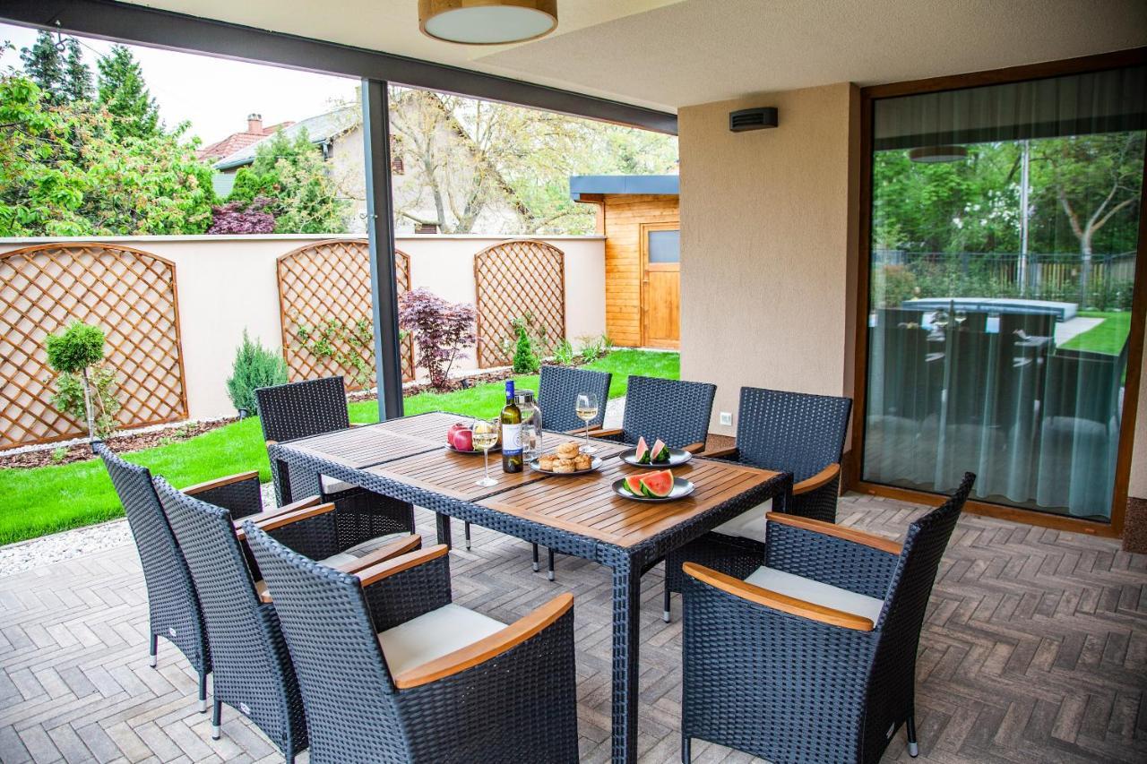 Vila Balaking Zamárdi Exteriér fotografie
