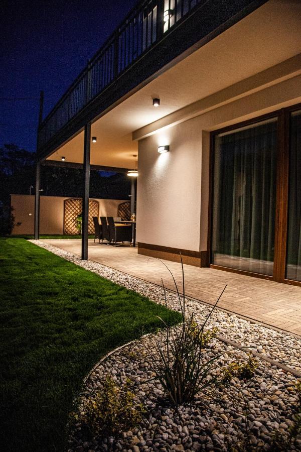 Vila Balaking Zamárdi Exteriér fotografie