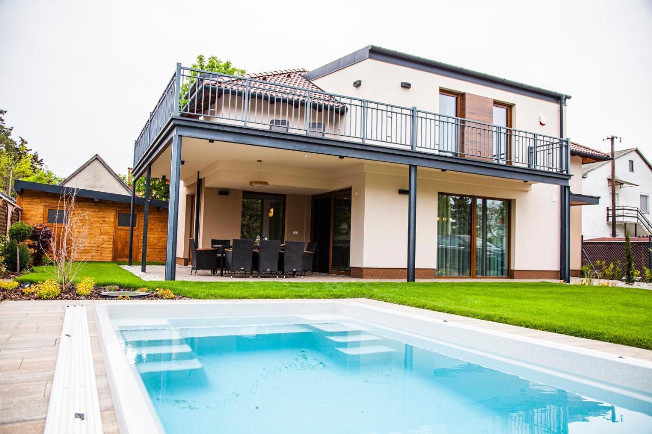 Vila Balaking Zamárdi Exteriér fotografie